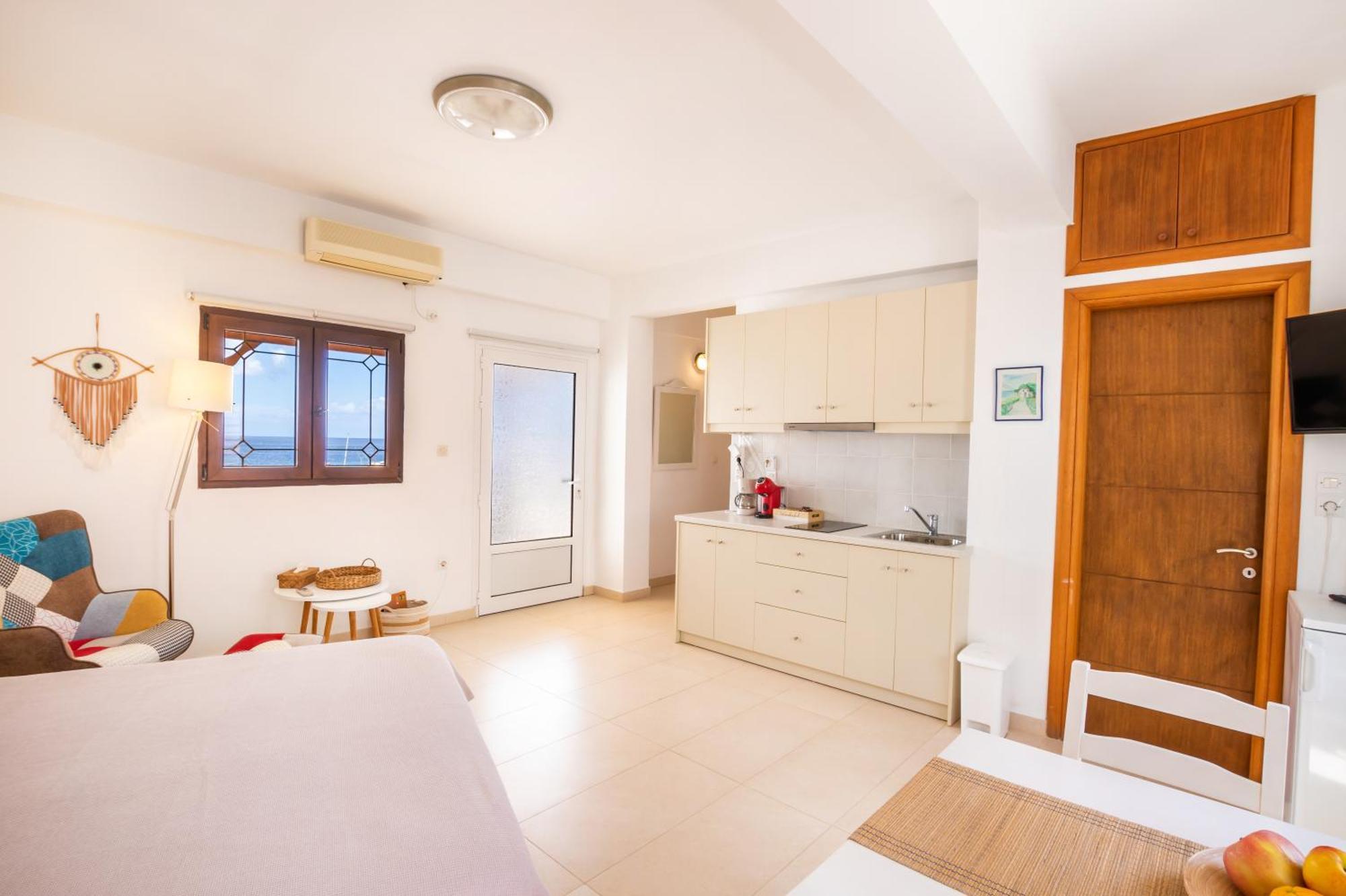 Mimis & Connie 2 Apartment Karpathos Exterior photo