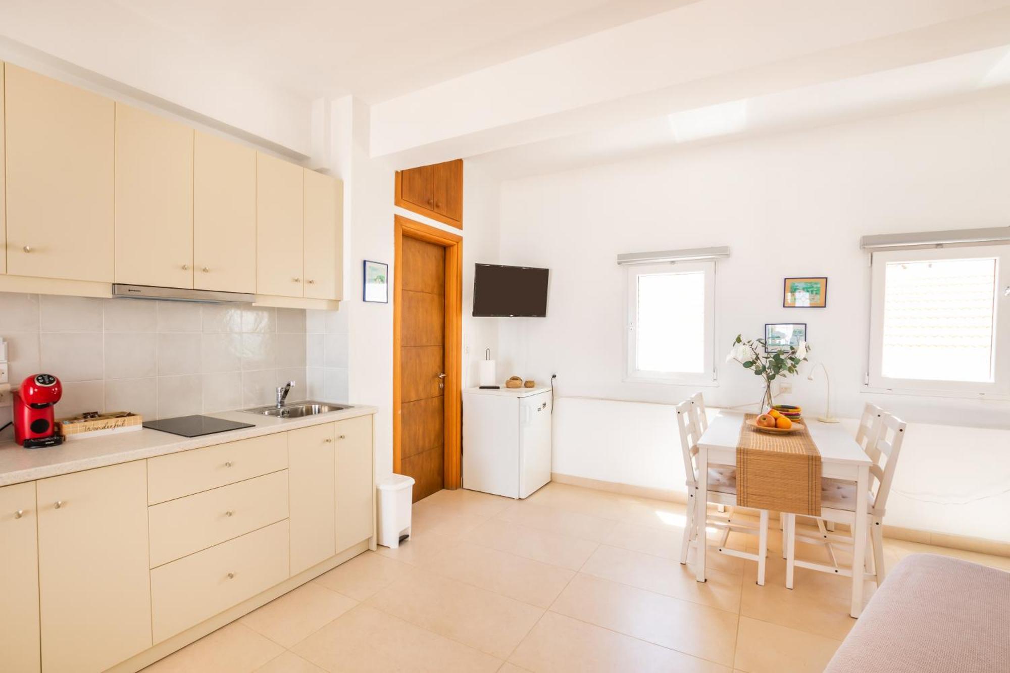 Mimis & Connie 2 Apartment Karpathos Exterior photo