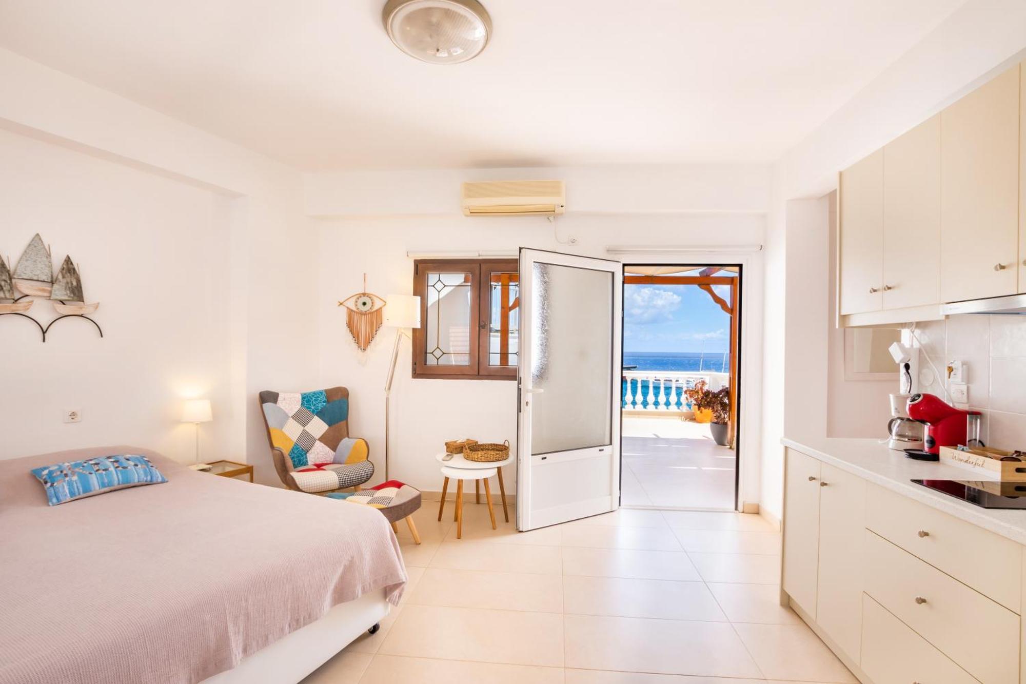 Mimis & Connie 2 Apartment Karpathos Exterior photo